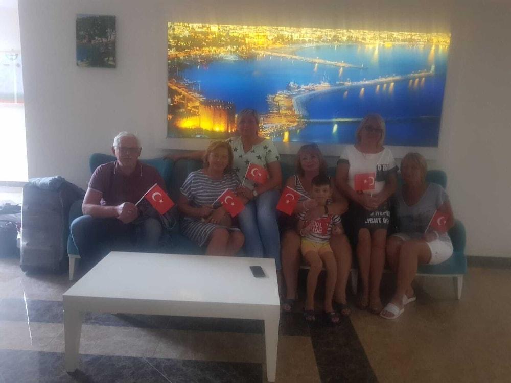 Grand Ati̇Lla Hotel ألانيا المظهر الخارجي الصورة
