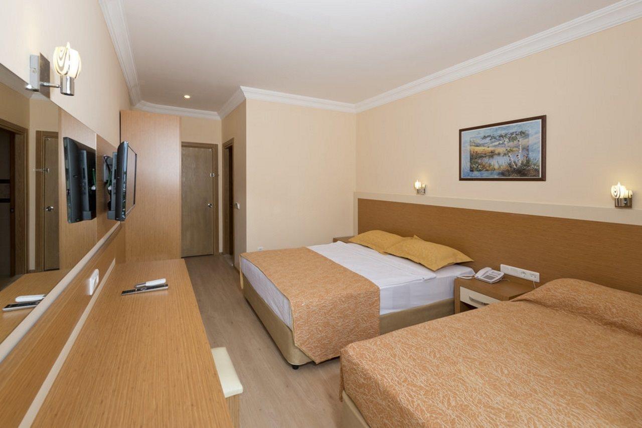 Grand Ati̇Lla Hotel ألانيا المظهر الخارجي الصورة