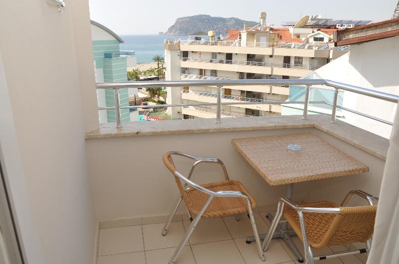 Grand Ati̇Lla Hotel ألانيا المظهر الخارجي الصورة