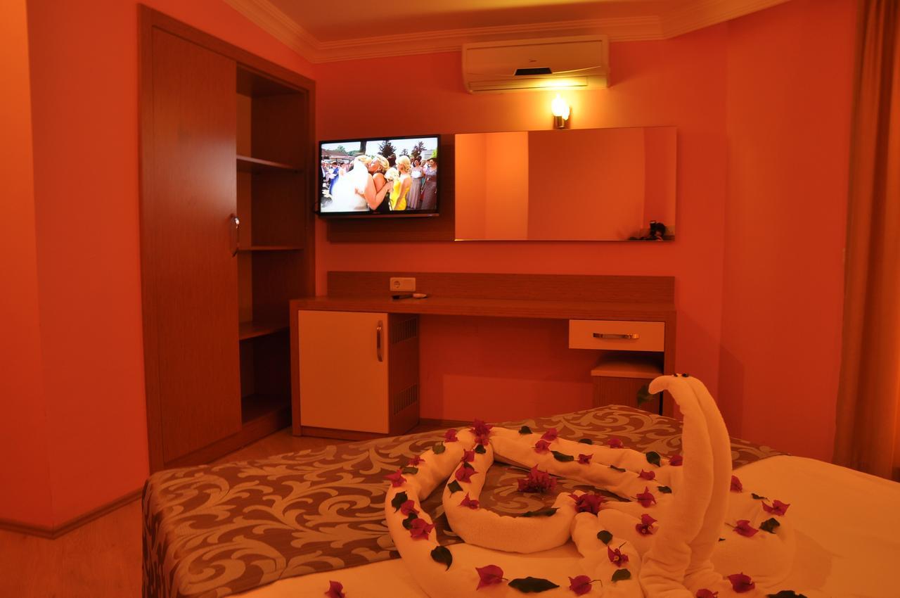 Grand Ati̇Lla Hotel ألانيا المظهر الخارجي الصورة